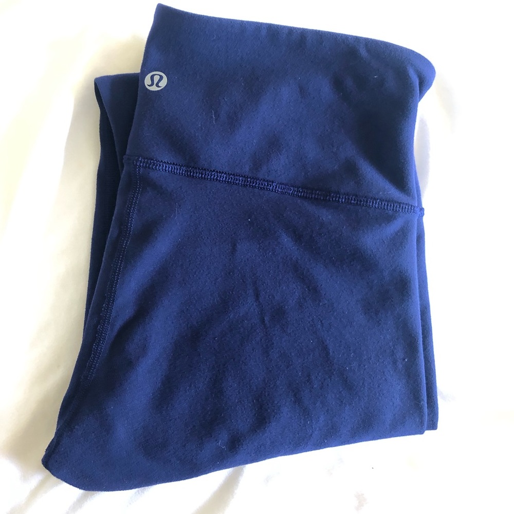 Blue lululemon leggings size 6